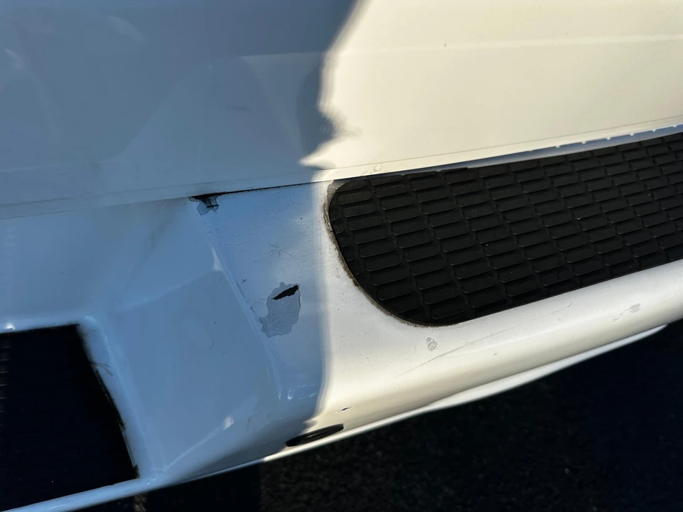 2023 GMC Savana - Image 18 of 31