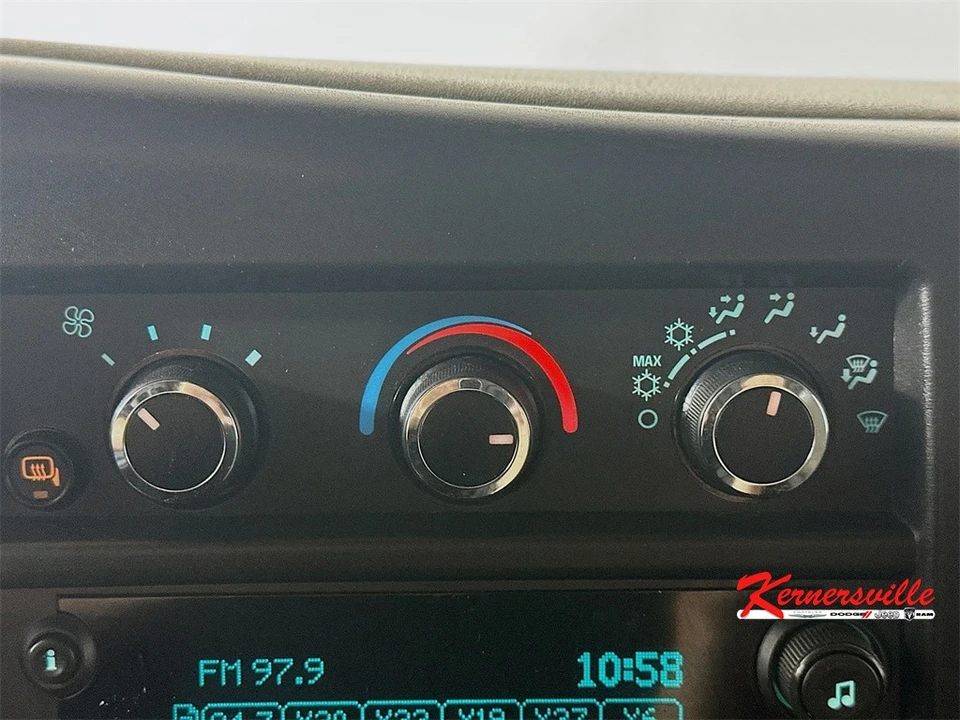 2023 GMC Savana - Image 18 of 21