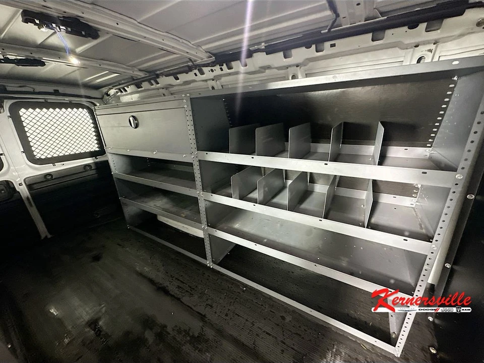 2023 GMC Savana - Image 14 of 21