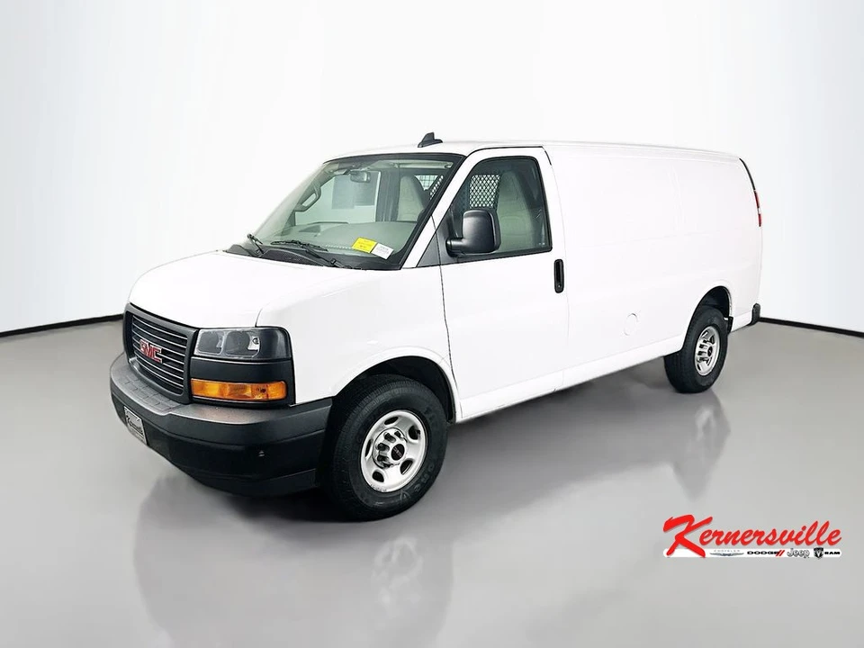 2023 GMC Savana - Image 3 of 21