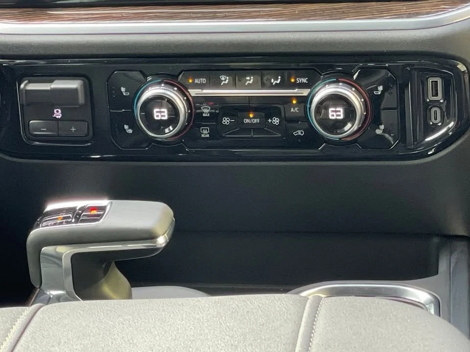 2023 GMC Sierra 5th Gen - Image 19 of 20