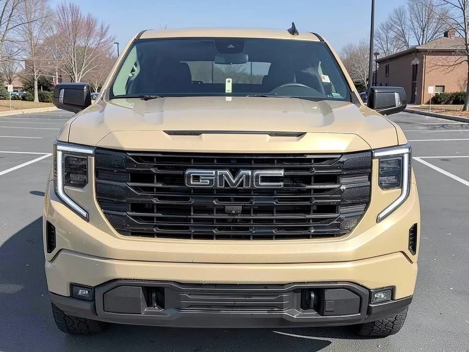2023 GMC Sierra 5th Gen - Image 9 of 20