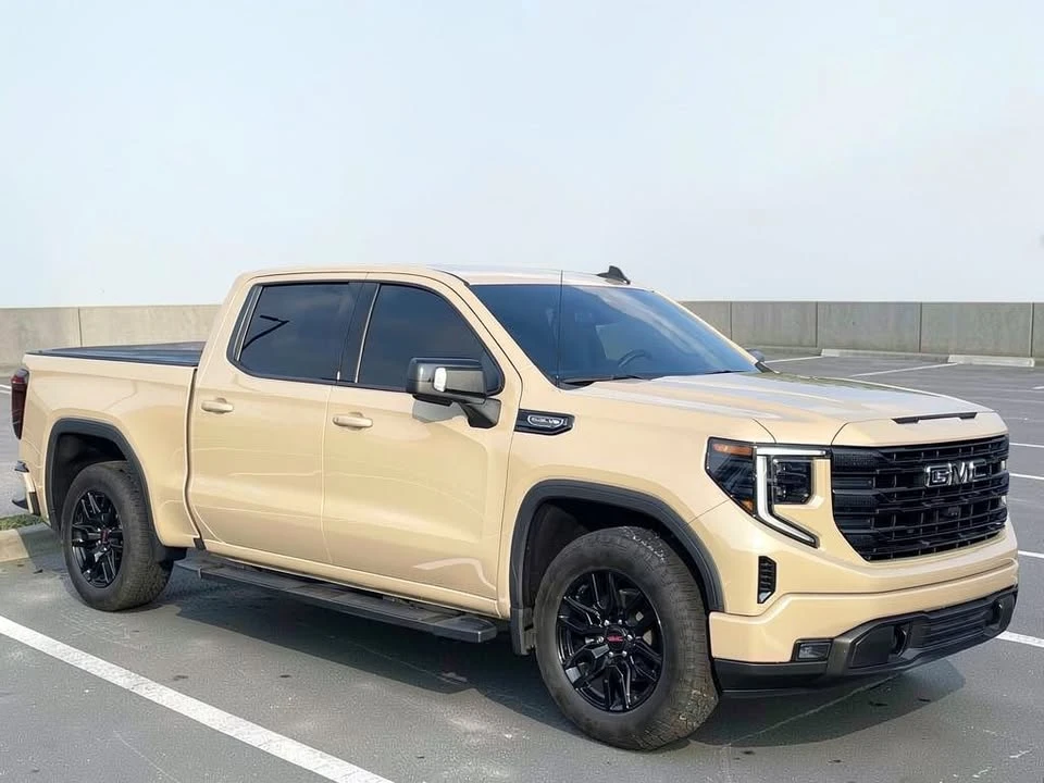 2023 GMC Sierra 5th Gen - Image 8 of 20
