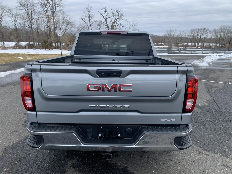 2023 GMC Sierra 5th Gen - Image 6 of 21