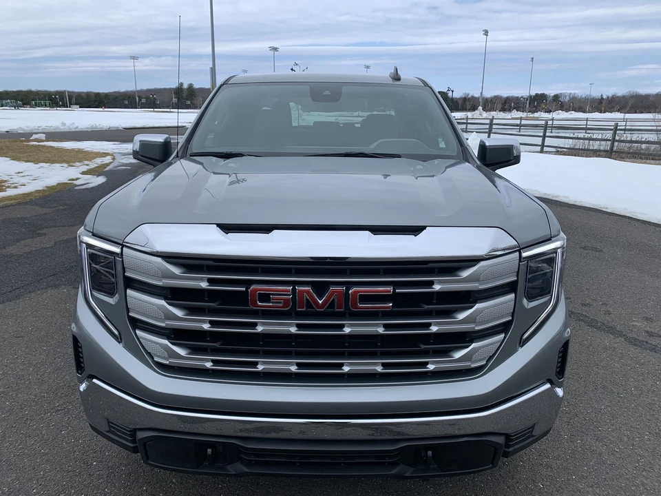 2023 GMC Sierra 5th Gen - Image 2 of 21