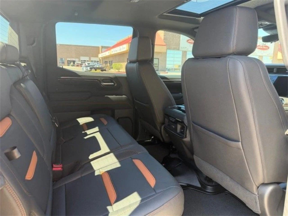 2023 GMC Sierra 5th Gen - Image 11 of 20
