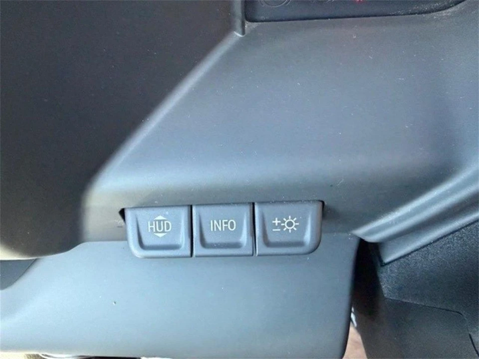 2023 GMC Sierra 5th Gen - Image 19 of 20