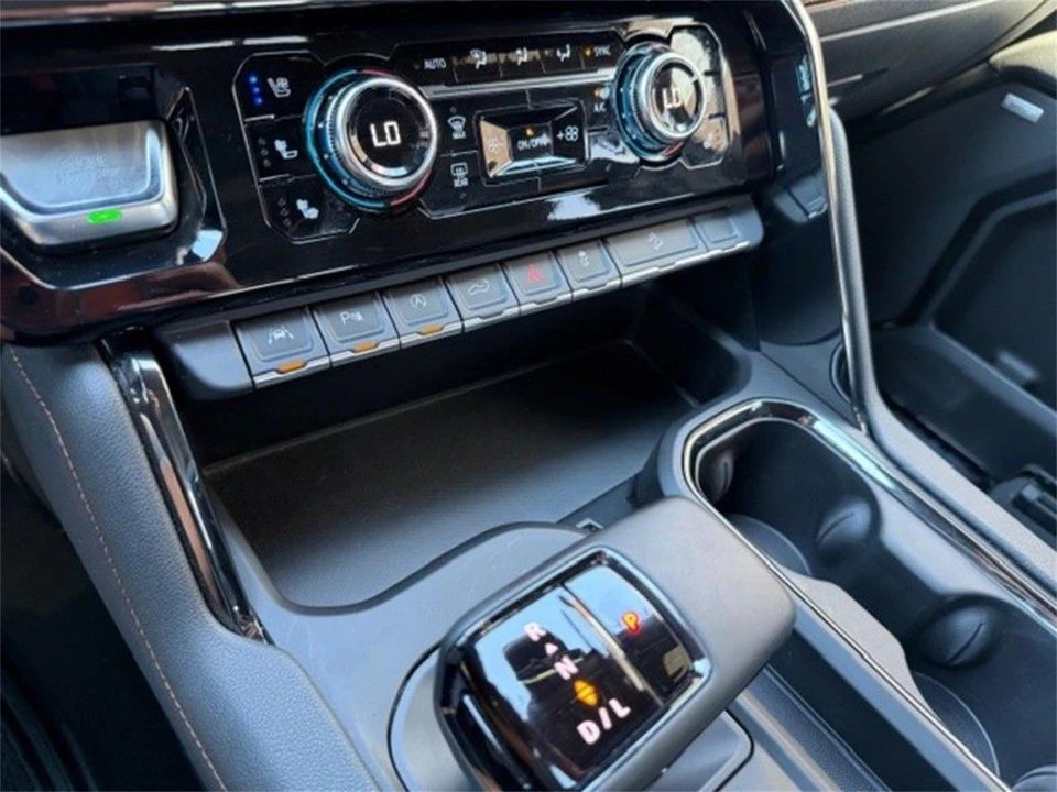 2023 GMC Sierra 5th Gen - Image 16 of 20