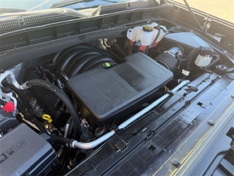 2023 GMC Sierra 5th Gen - Image 10 of 20