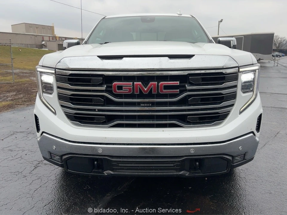 2023 GMC Sierra 5th Gen - Image 7 of 12