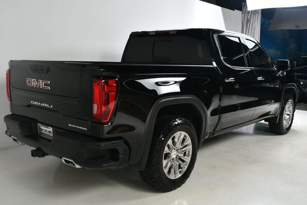 2023 GMC Sierra 5th Gen - Image 9 of 12