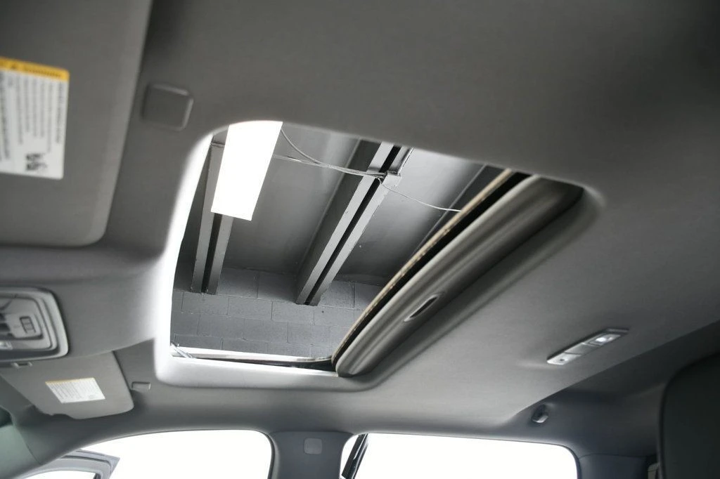 2023 GMC Sierra 5th Gen - Image 6 of 12