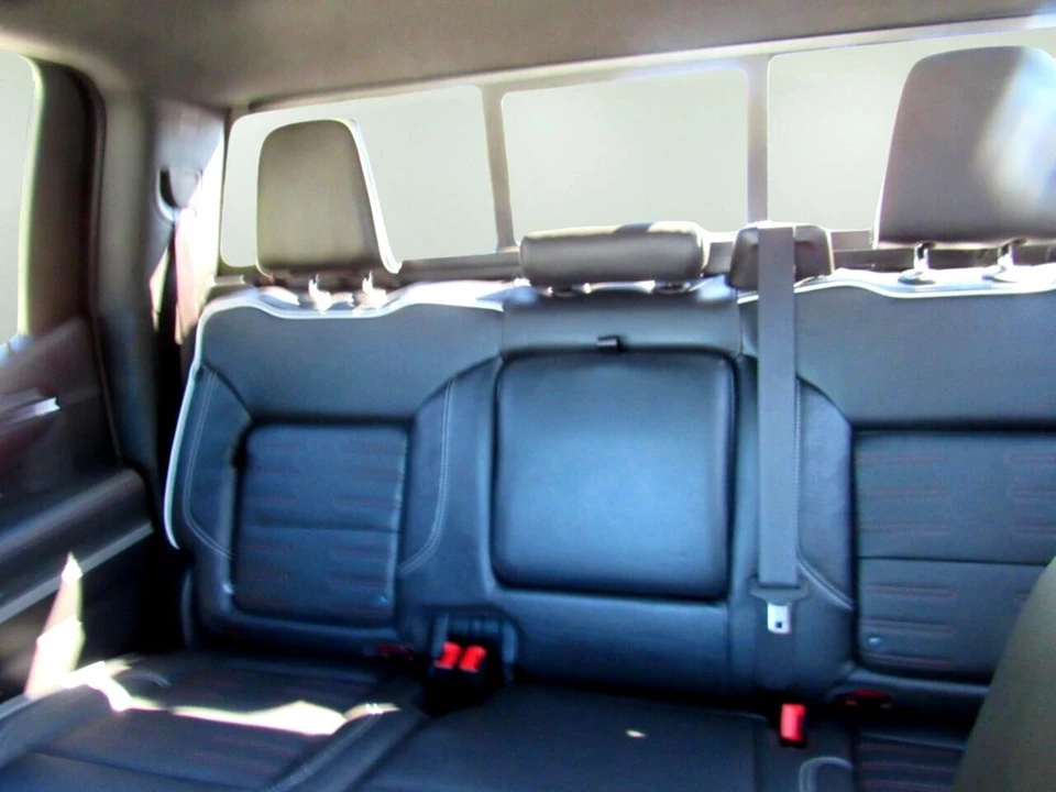 2023 GMC Sierra 5th Gen - Image 11 of 12