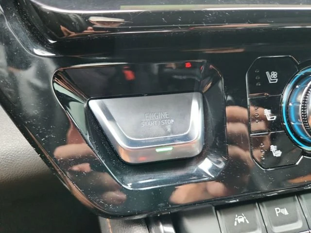 2023 GMC Sierra 5th Gen - Image 17 of 20
