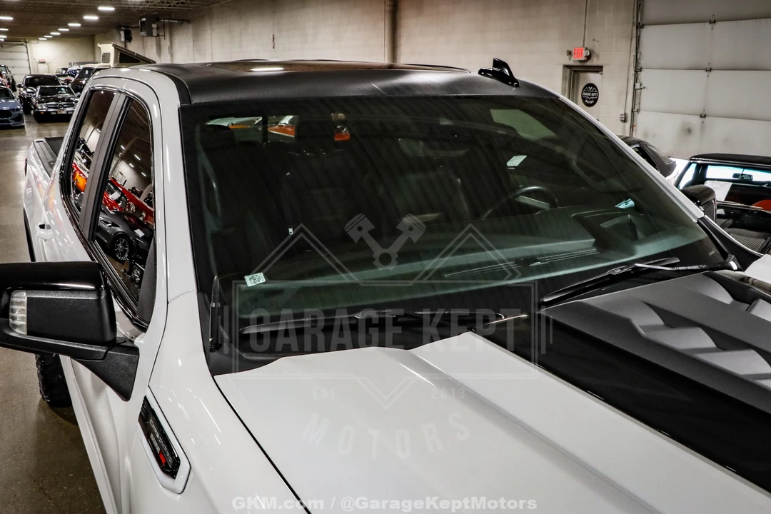 2023 GMC Sierra 5th Gen - Image 15 of 31