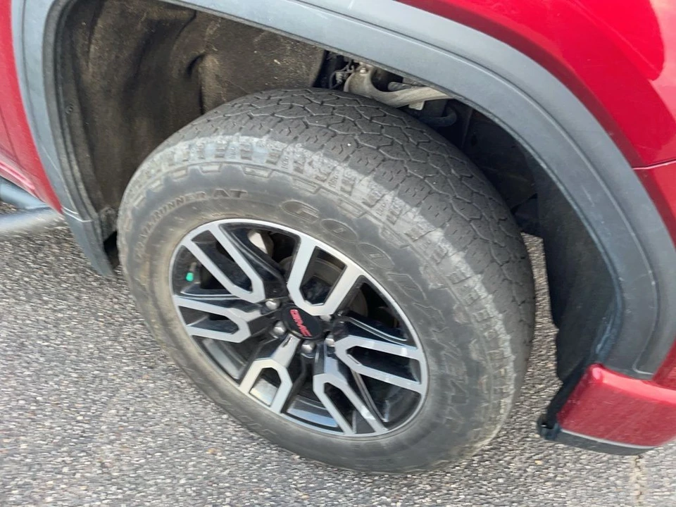 2023 GMC Sierra 5th Gen - Image 7 of 12