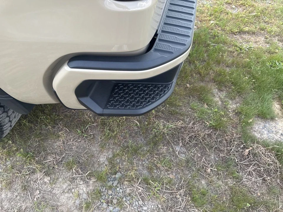 2023 GMC Sierra 5th Gen - Image 13 of 21