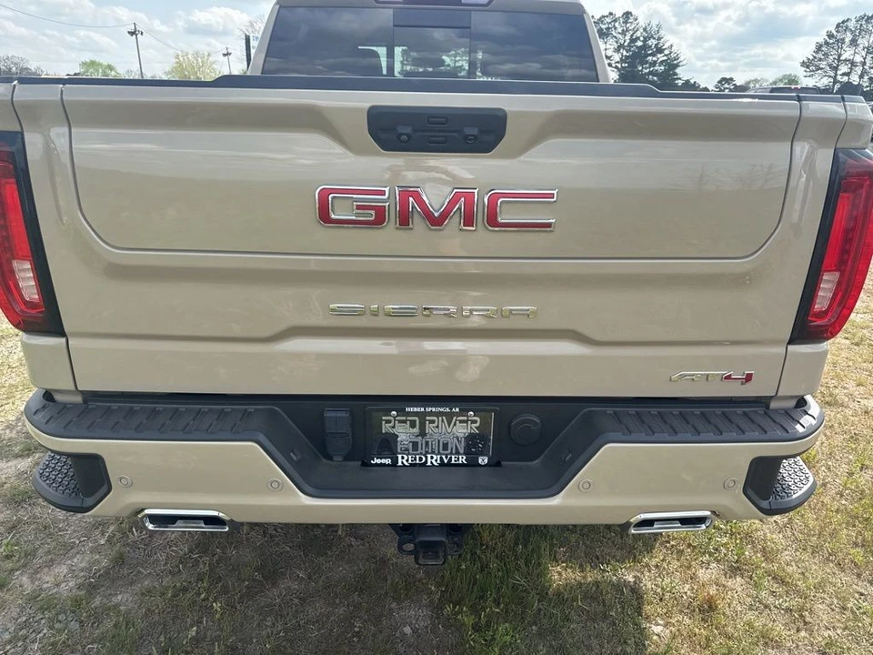 2023 GMC Sierra 5th Gen - Image 6 of 21