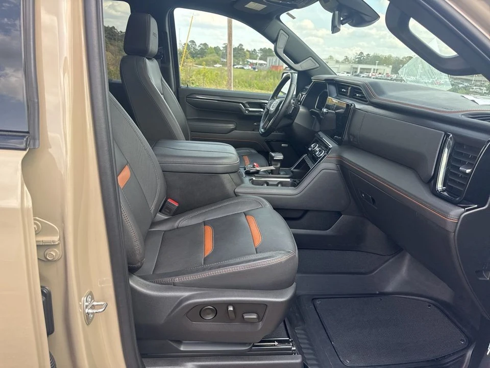 2023 GMC Sierra 5th Gen - Image 17 of 21