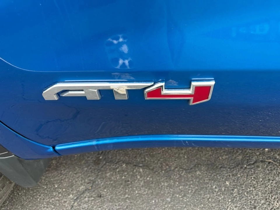2023 GMC Sierra 5th Gen - Image 12 of 21