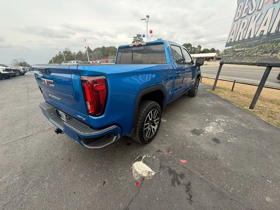 2023 GMC Sierra 5th Gen - Image 6 of 21