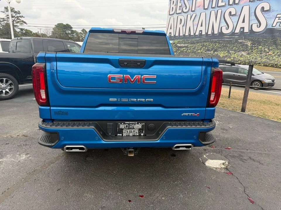 2023 GMC Sierra 5th Gen - Image 5 of 21