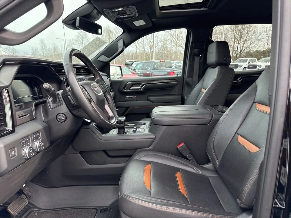 2023 GMC Sierra 5th Gen - Image 8 of 12