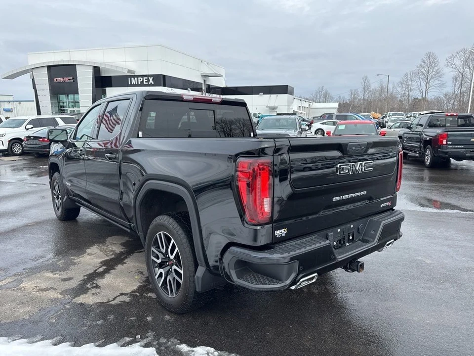 2023 GMC Sierra 5th Gen - Image 4 of 12