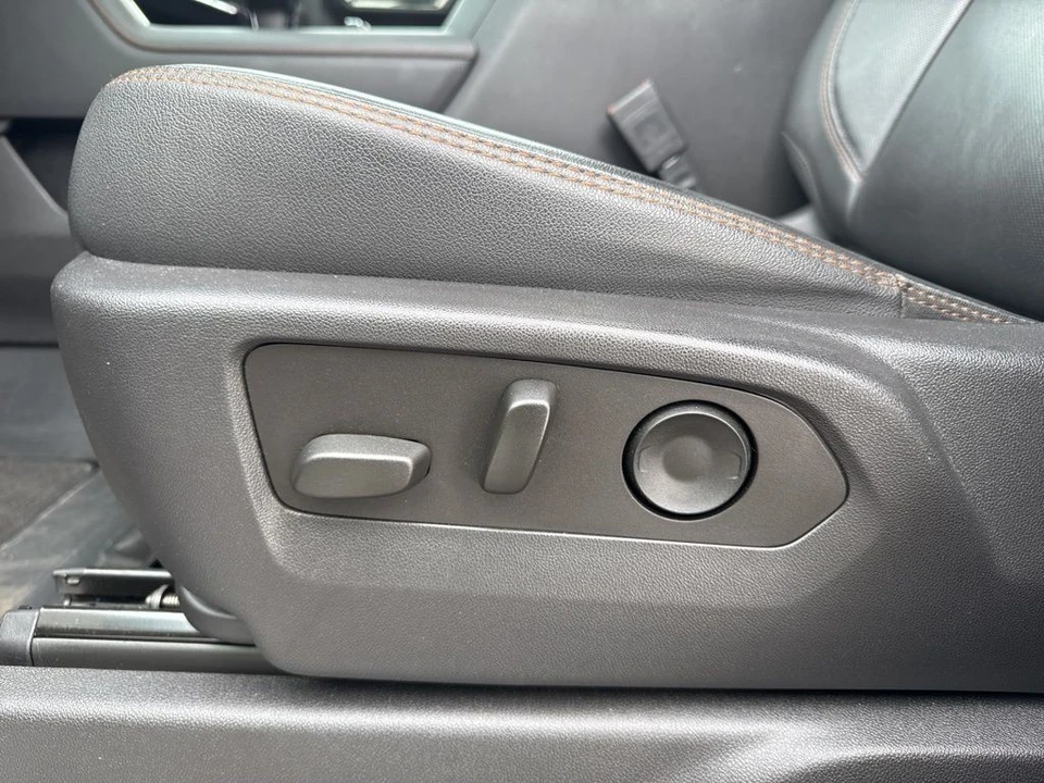 2023 GMC Sierra 5th Gen - Image 10 of 12