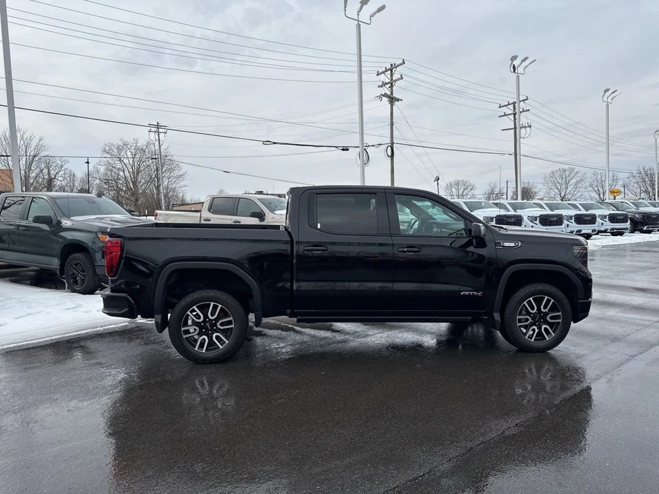 2023 GMC Sierra 5th Gen - Image 3 of 12