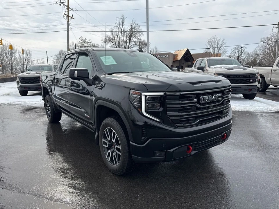 2023 GMC Sierra 5th Gen - Image 7 of 12