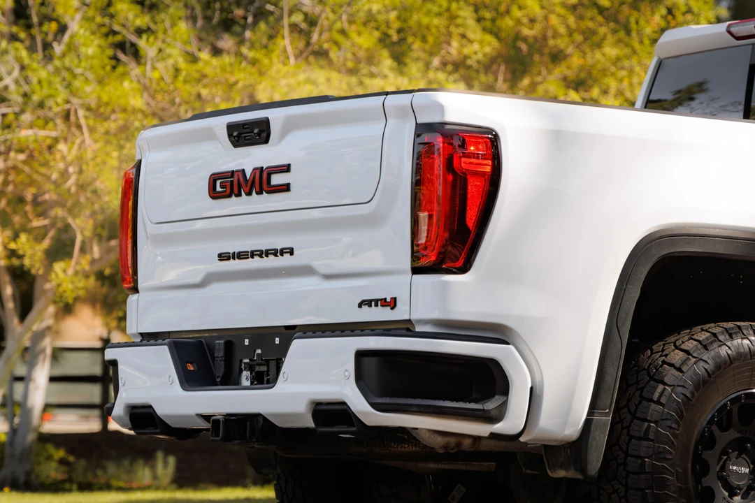 2023 GMC Sierra 5th Gen - Image 31 of 31
