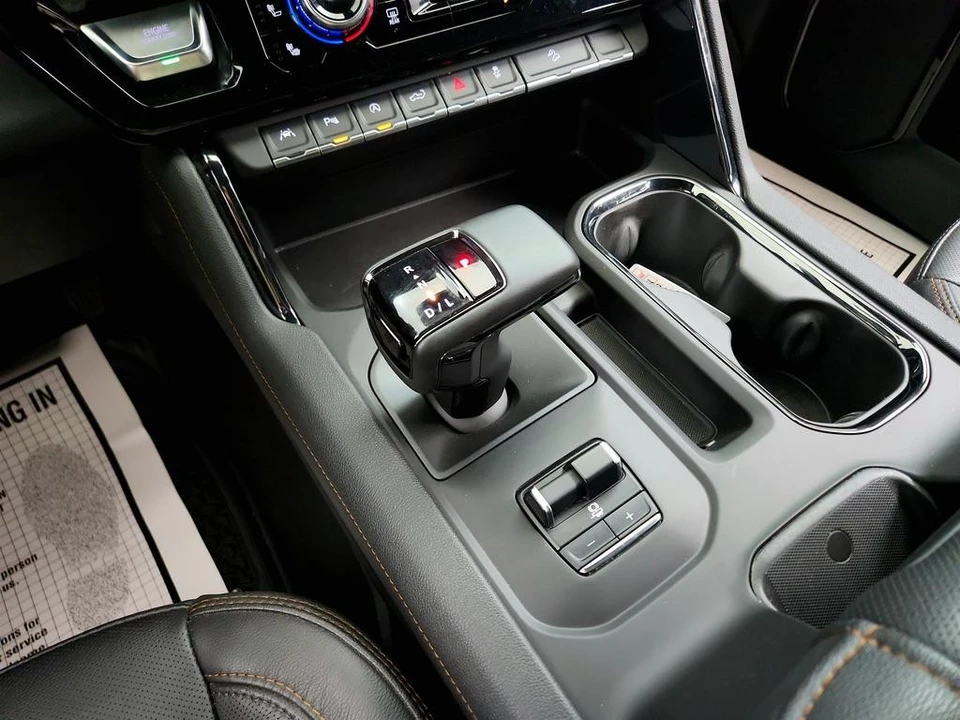 2023 GMC Sierra 5th Gen - Image 18 of 21