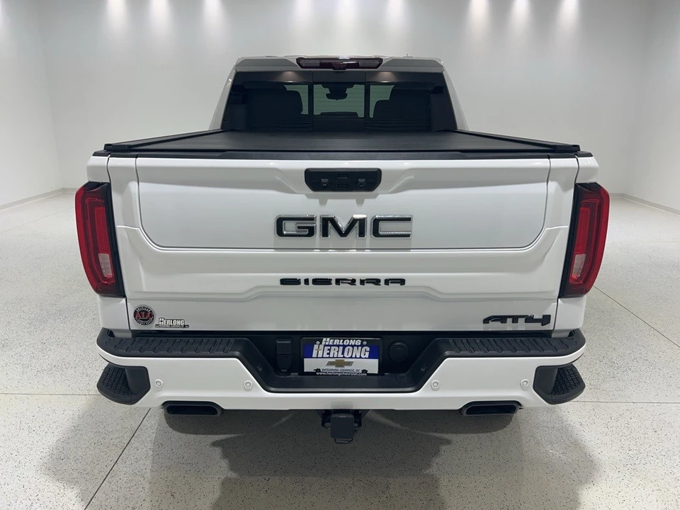 2023 GMC Sierra 5th Gen - Image 4 of 21