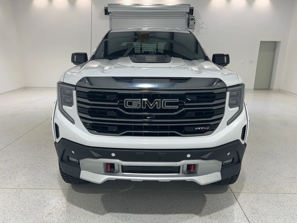 2023 GMC Sierra 5th Gen - Image 8 of 21
