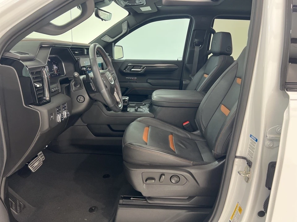 2023 GMC Sierra 5th Gen - Image 19 of 21