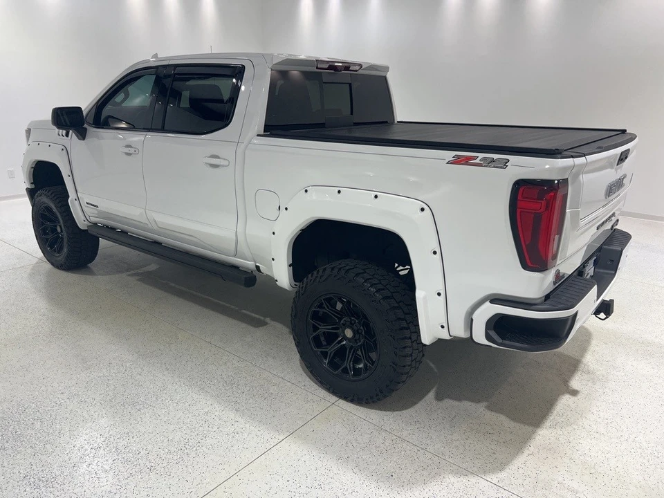 2023 GMC Sierra 5th Gen - Image 3 of 21