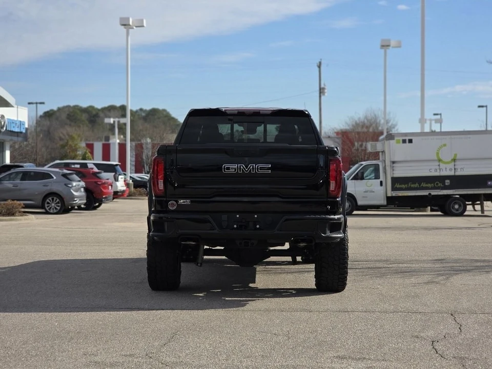 2023 GMC Sierra 5th Gen - Image 6 of 12