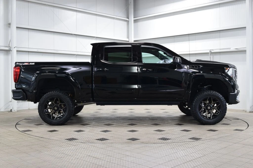 2023 GMC Sierra 5th Gen - Image 9 of 21