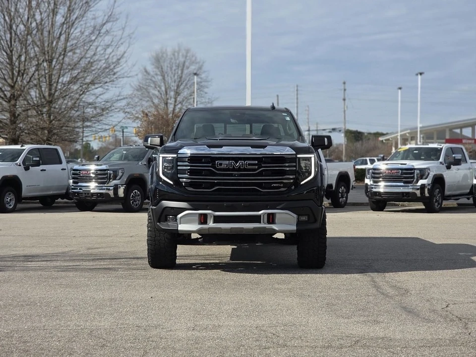 2023 GMC Sierra 5th Gen - Image 2 of 12