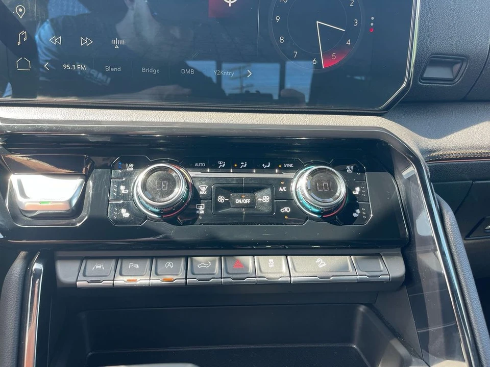 2023 GMC Sierra 5th Gen - Image 20 of 21