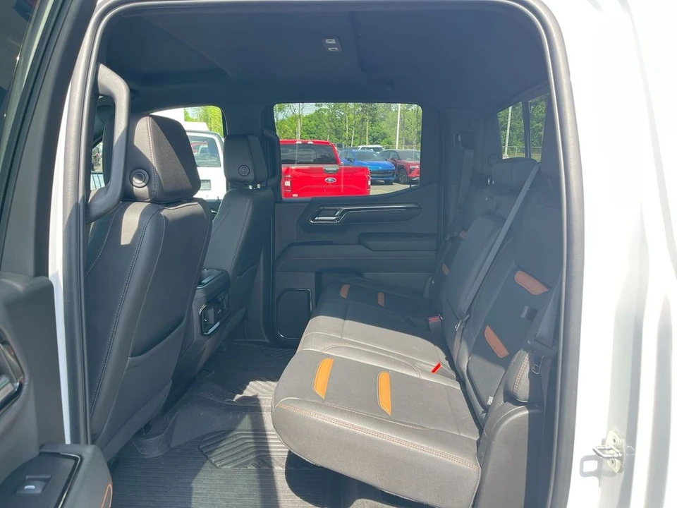2023 GMC Sierra 5th Gen - Image 12 of 21