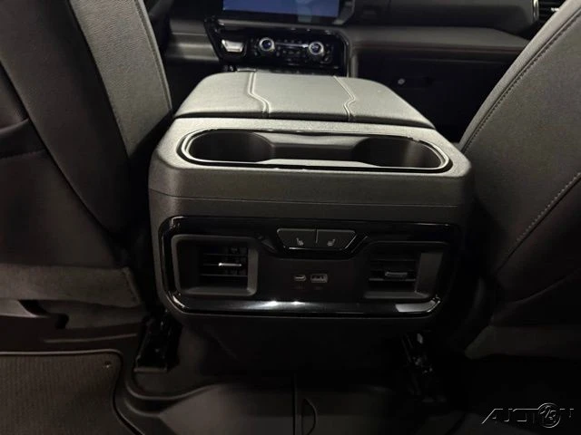 2023 GMC Sierra 5th Gen - Image 15 of 20
