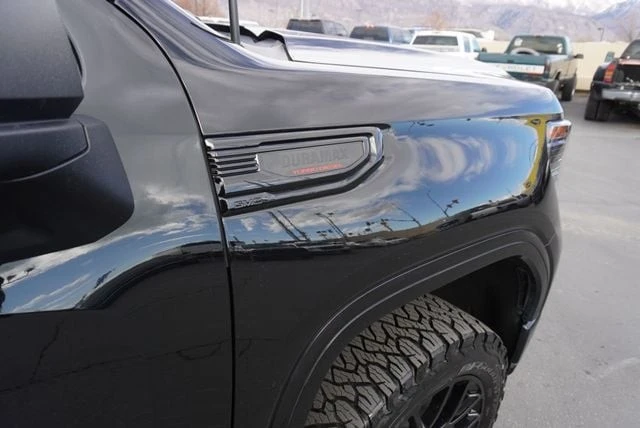 2023 GMC Sierra 5th Gen - Image 19 of 21