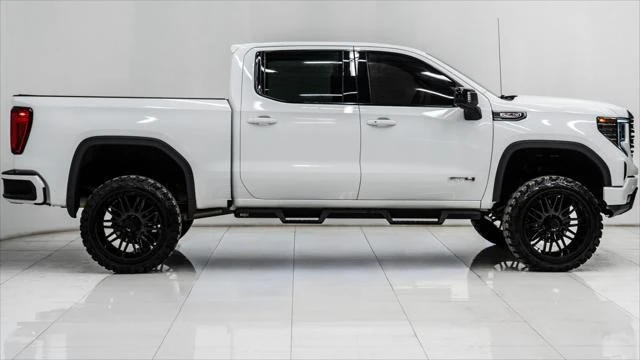 2023 GMC Sierra 5th Gen - Image 7 of 21