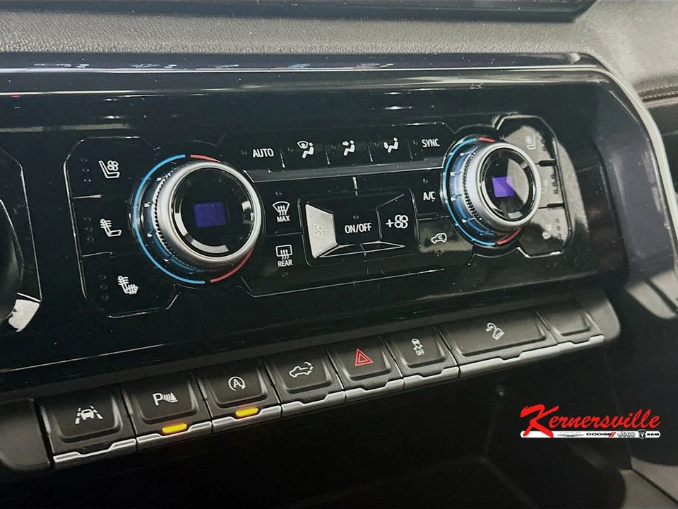 2023 GMC Sierra 5th Gen - Image 18 of 21