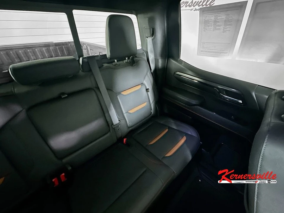 2023 GMC Sierra 5th Gen - Image 14 of 21