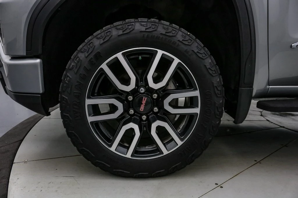 2023 GMC Sierra 5th Gen - Image 12 of 21