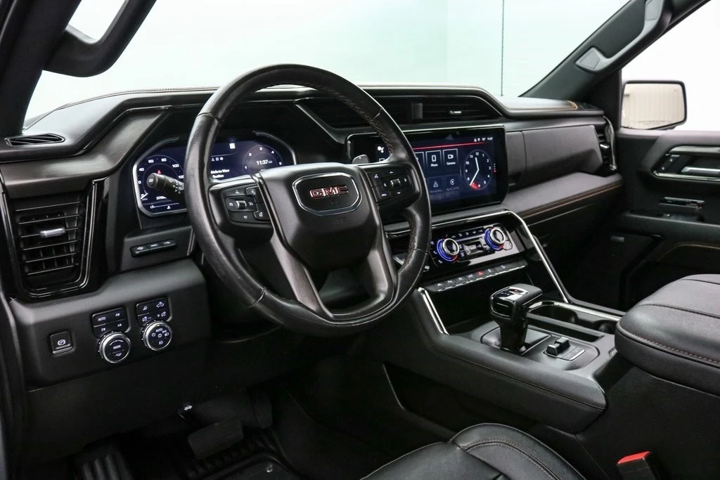 2023 GMC Sierra 5th Gen - Image 16 of 21