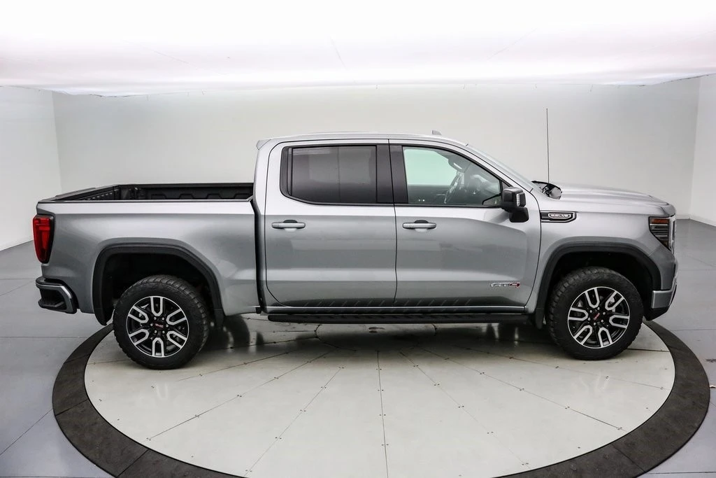 2023 GMC Sierra 5th Gen - Image 4 of 21